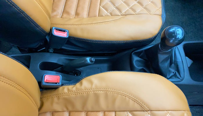 2012 Hyundai Eon ERA +, Petrol, Manual, 65,791 km, Gear Lever