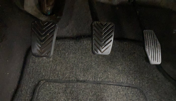 2012 Hyundai Eon ERA +, Petrol, Manual, 65,791 km, Pedals