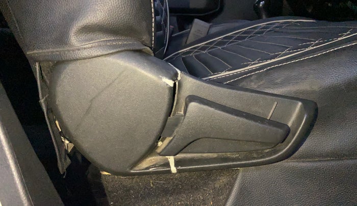 2023 Maruti S PRESSO VXI+, Petrol, Manual, 43,986 km, Driver Side Adjustment Panel