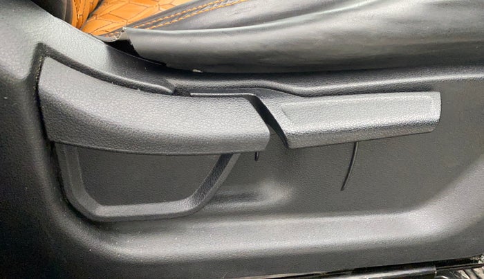 2022 Hyundai Creta E 1.5 DIESEL, Diesel, Manual, 56,105 km, Driver Side Adjustment Panel