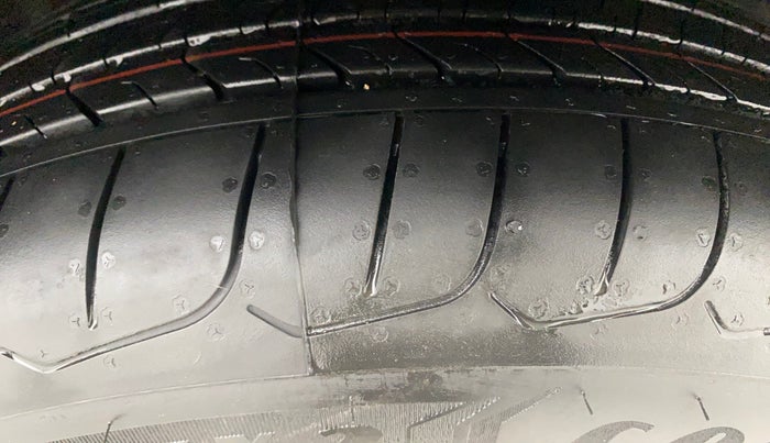 2022 Hyundai Creta E 1.5 DIESEL, Diesel, Manual, 56,105 km, Right Front Tyre Tread