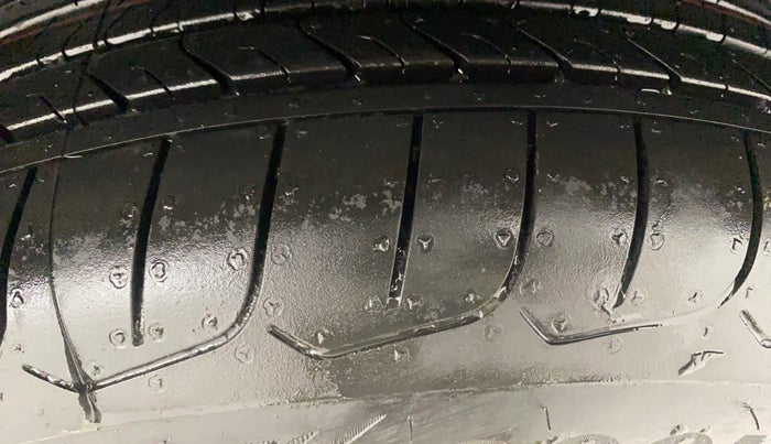 2022 Hyundai Creta E 1.5 DIESEL, Diesel, Manual, 56,105 km, Left Rear Tyre Tread