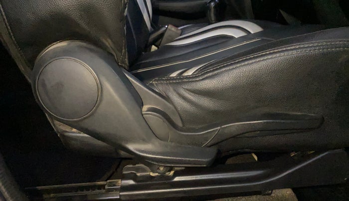 2020 Maruti Swift VXI, Petrol, Manual, 88,473 km, Driver Side Adjustment Panel