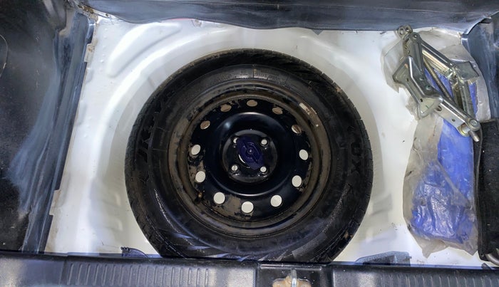 2020 Maruti Swift VXI, Petrol, Manual, 88,473 km, Spare Tyre