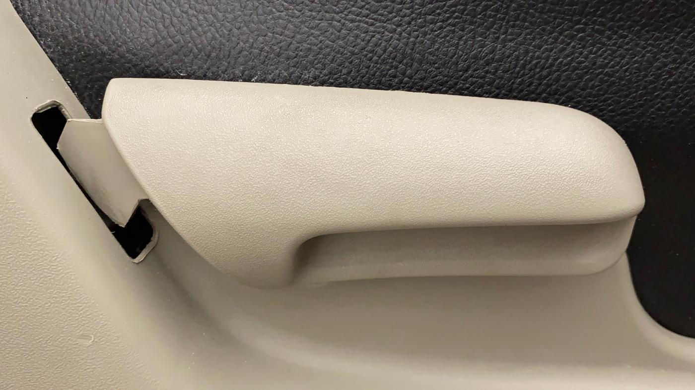2016 Maruti Celerio VXI, Petrol, Manual, 31,313 km, Driver Side Adjustment Panel
