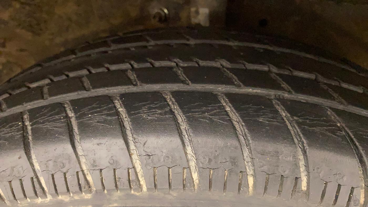 2016 Maruti Celerio VXI, Petrol, Manual, 31,313 km, Right Front Tyre Tread
