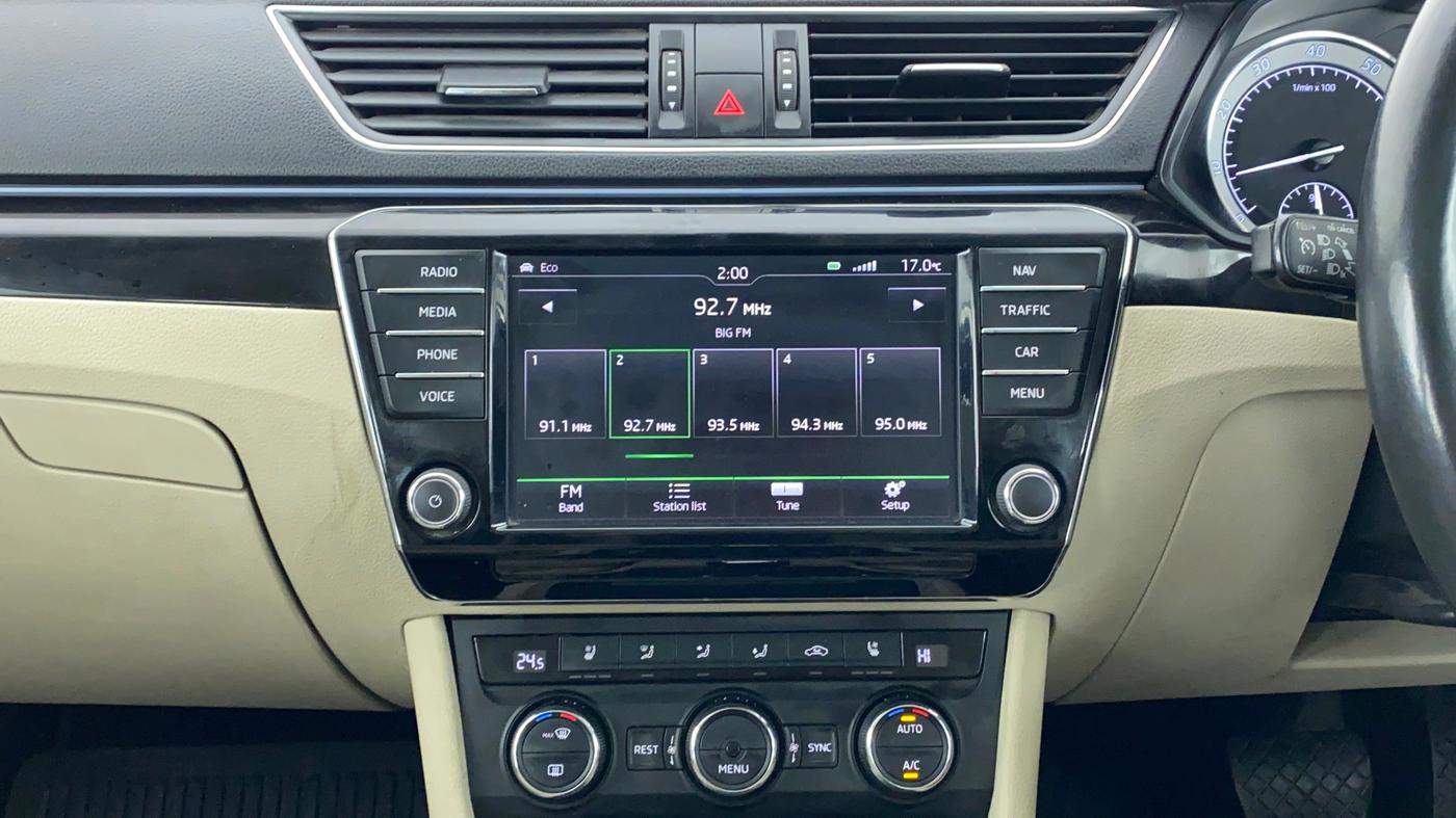 2017 Skoda Superb 1.8 TSI LK AT, Petrol, Automatic, 45,280 km, Air Conditioner
