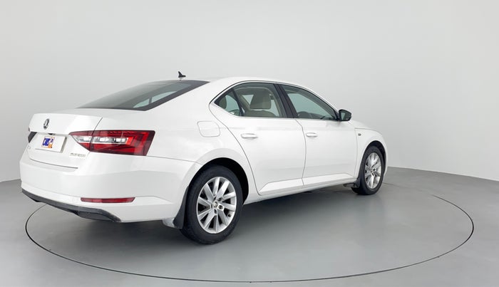 2017 Skoda Superb 1.8 TSI LK AT, Petrol, Automatic, 45,280 km, Right Back Diagonal