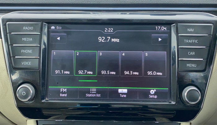 2017 Skoda Superb 1.8 TSI LK AT, Petrol, Automatic, 45,280 km, Infotainment System