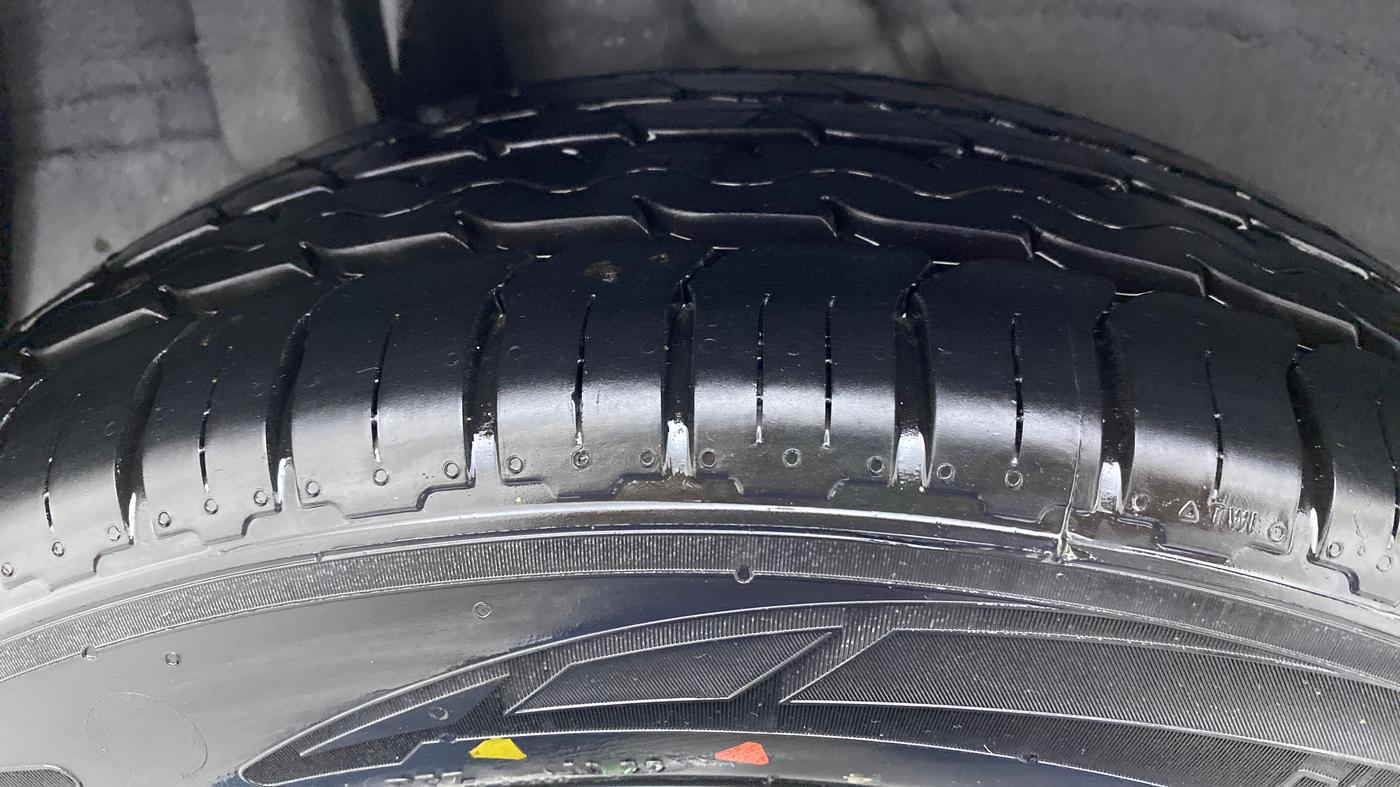 2019 Hyundai Verna 1.6 SX VTVT, Petrol, Manual, 6,321 km, Right Rear Tyre Tread