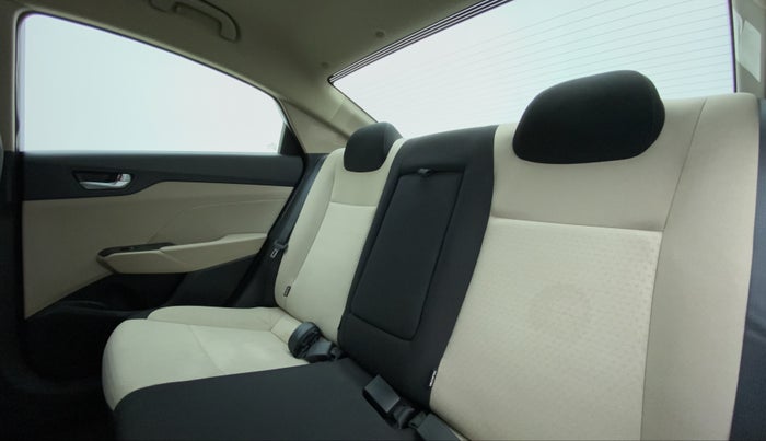 2019 Hyundai Verna 1.6 SX VTVT, Petrol, Manual, 6,321 km, Right Side Rear Door Cabin