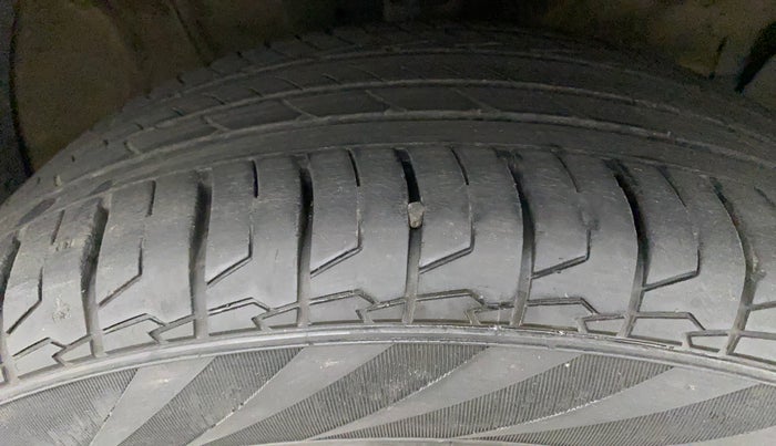 2021 Hyundai Creta SX 1.5 PETROL, Petrol, Manual, 35,566 km, Right Front Tyre Tread