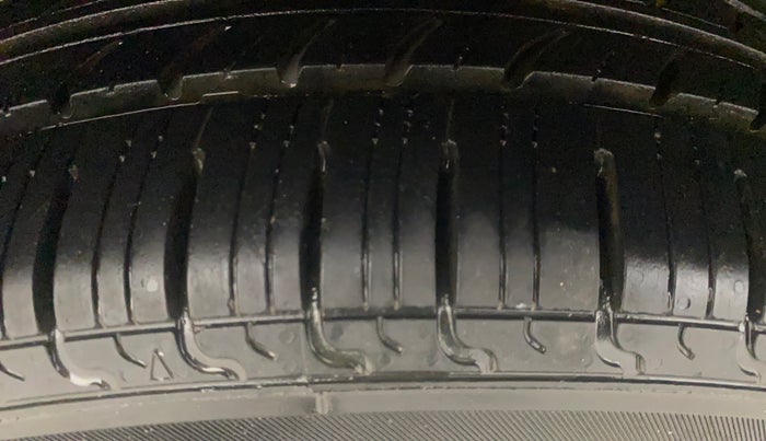 2018 Hyundai Elite i20 ASTA 1.4 CRDI, Diesel, Manual, 6,952 km, Right Rear Tyre Tread