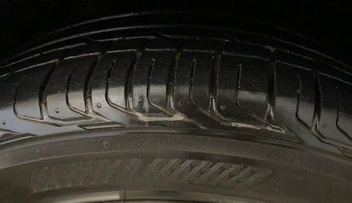 2017 Honda WR-V 1.2L I-VTEC VX MT, Petrol, Manual, 73,082 km, Right Front Tyre Tread