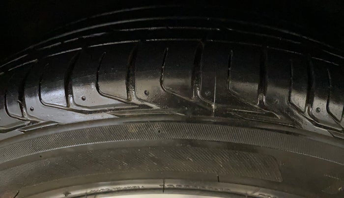 2017 Honda WR-V 1.2L I-VTEC VX MT, Petrol, Manual, 73,082 km, Right Rear Tyre Tread