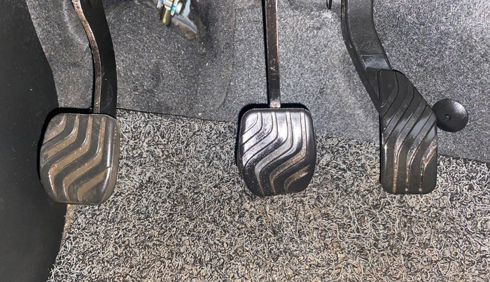 2022 Renault Kiger RXT (O) MT, Petrol, Manual, 21,633 km, Pedals