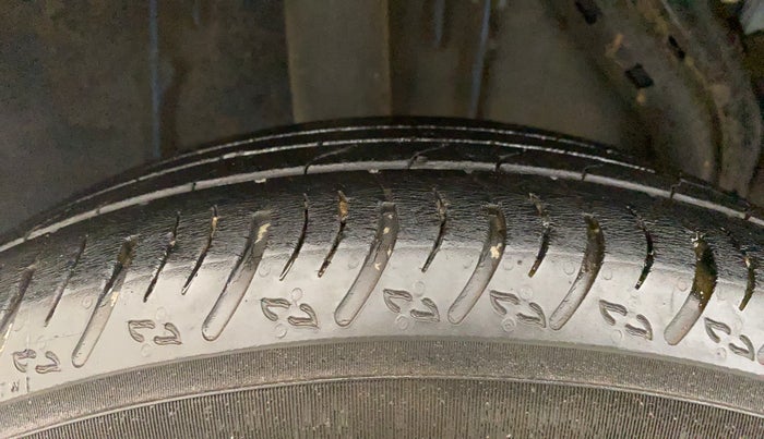 2022 Renault Kiger RXT (O) MT, Petrol, Manual, 21,633 km, Right Rear Tyre Tread