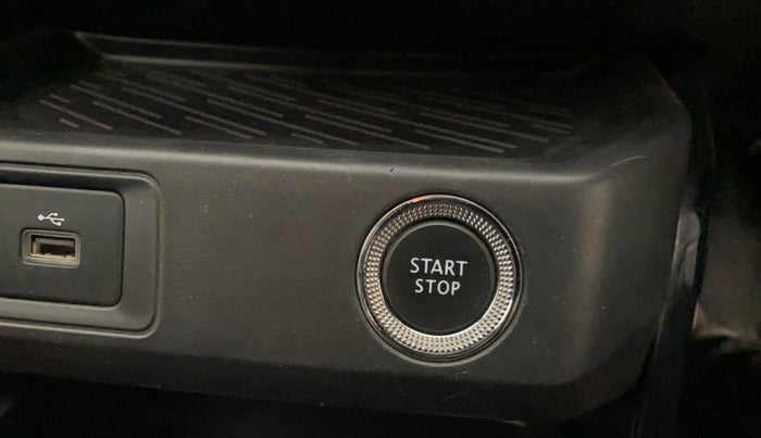 2022 Renault Kiger RXT (O) MT, Petrol, Manual, 21,633 km, Keyless Start/ Stop Button