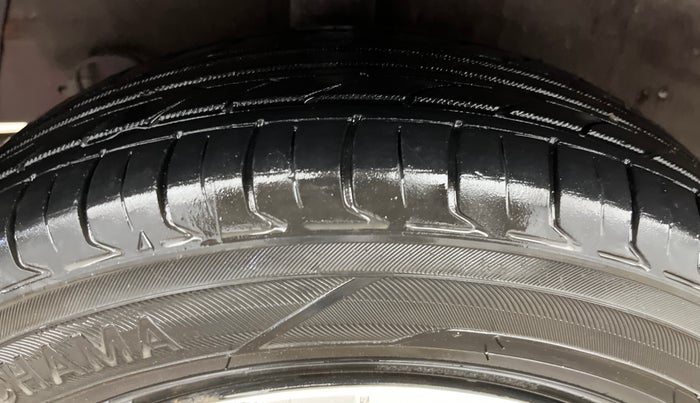 2015 Hyundai Grand i10 SPORTZ 1.2 KAPPA VTVT, Petrol, Manual, 50,396 km, Right Rear Tyre Tread