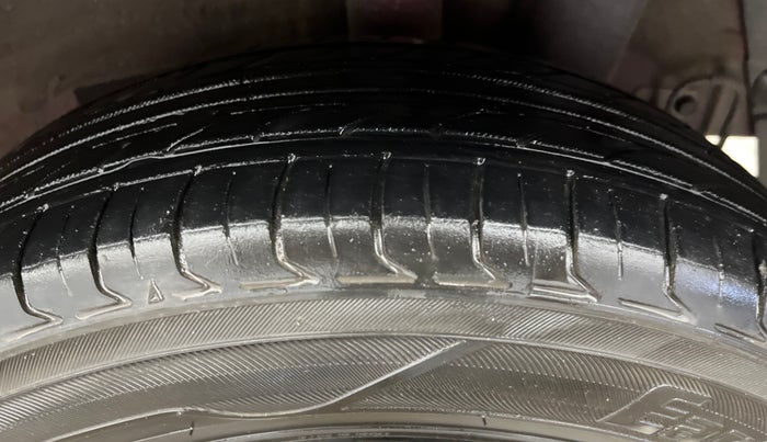 2015 Hyundai Grand i10 SPORTZ 1.2 KAPPA VTVT, Petrol, Manual, 50,396 km, Left Rear Tyre Tread