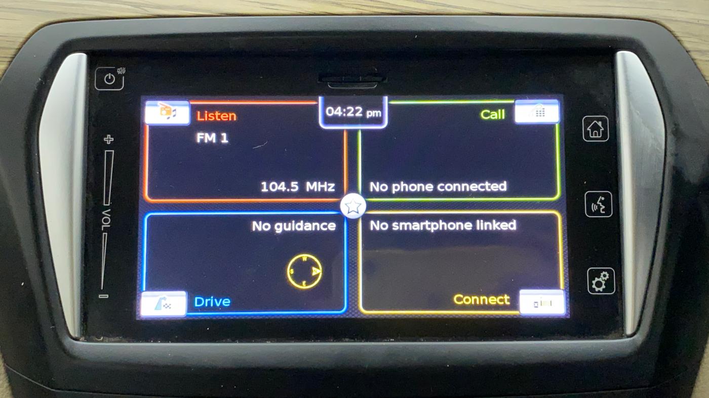 2019 Maruti Ciaz ALPHA  AT 1.5 SHVS PETROL, Petrol, Automatic, 47,734 km, Infotainment System