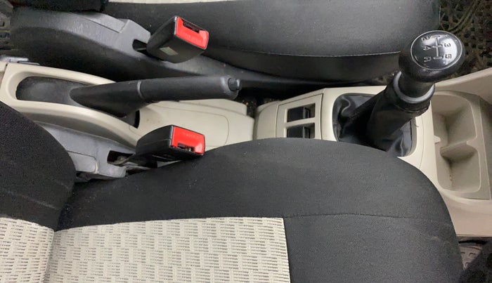 2019 Maruti Alto VXI, Petrol, Manual, 76,984 km, Gear Lever