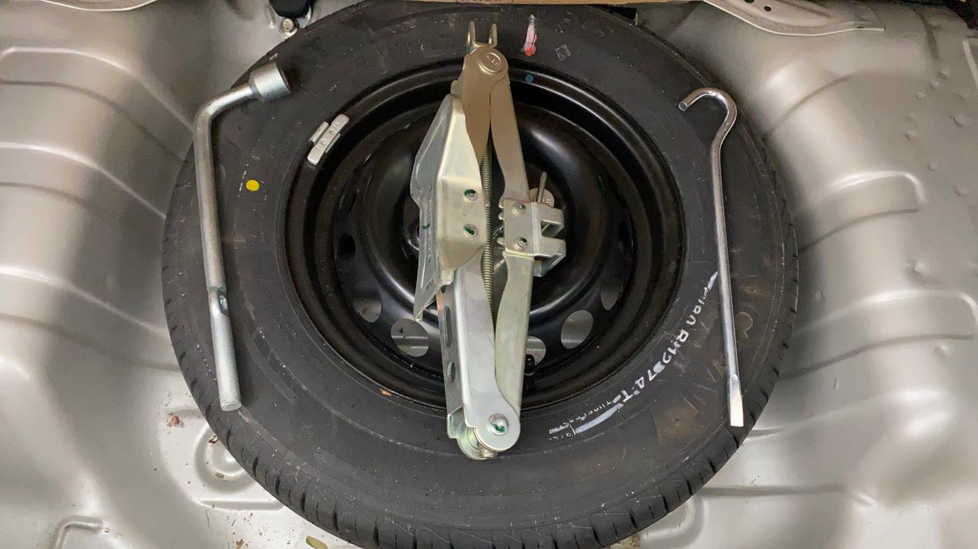 2019 Maruti Alto VXI, Petrol, Manual, 76,984 km, Spare Tyre