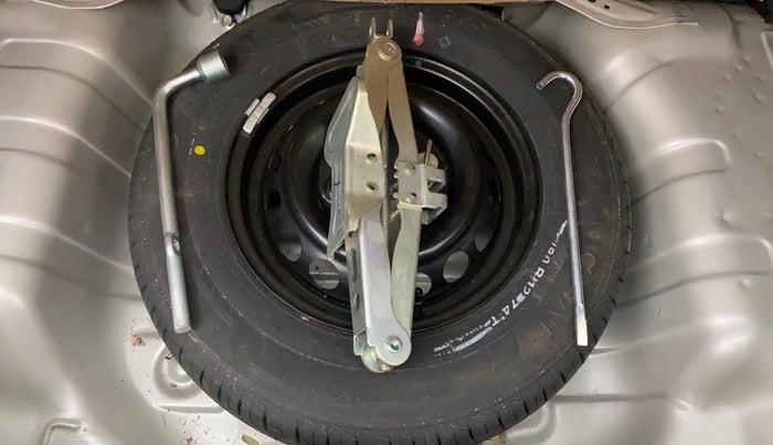 2019 Maruti Alto VXI, Petrol, Manual, 76,984 km, Spare Tyre