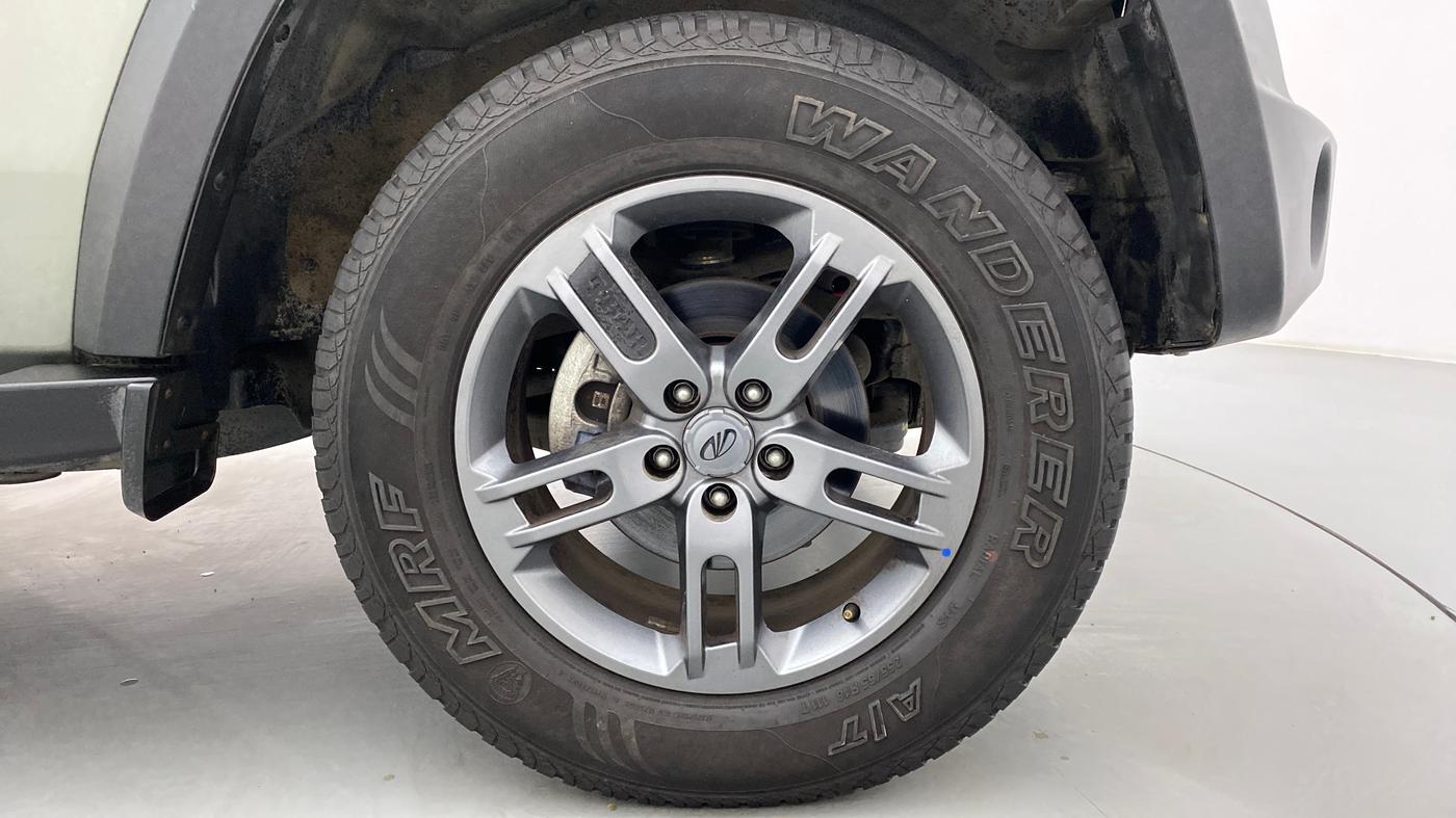 2021 Mahindra Thar LX HT PETROL 4WD MT, Petrol, Manual, 2,567 km, Right Front Wheel