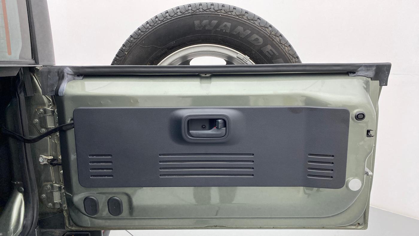 2021 Mahindra Thar LX HT PETROL 4WD MT, Petrol, Manual, 2,567 km, Boot Door Open