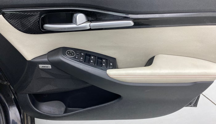 2020 KIA SELTOS 1.5 GTX+ AT, Diesel, Automatic, 76,814 km, Driver Side Door Panels Control