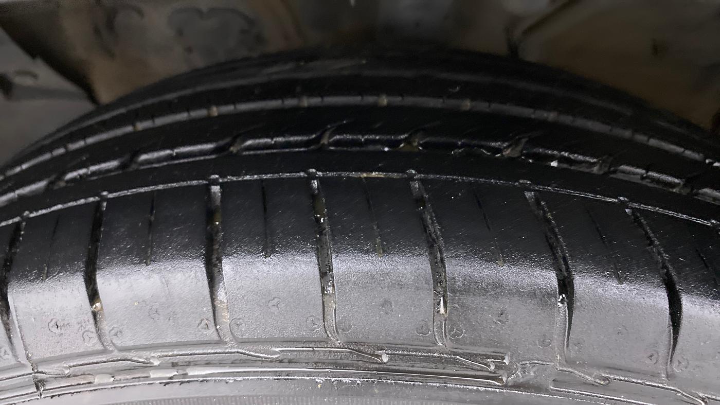 2020 KIA SELTOS 1.5 GTX+ AT, Diesel, Automatic, 76,814 km, Left Front Tyre Tread