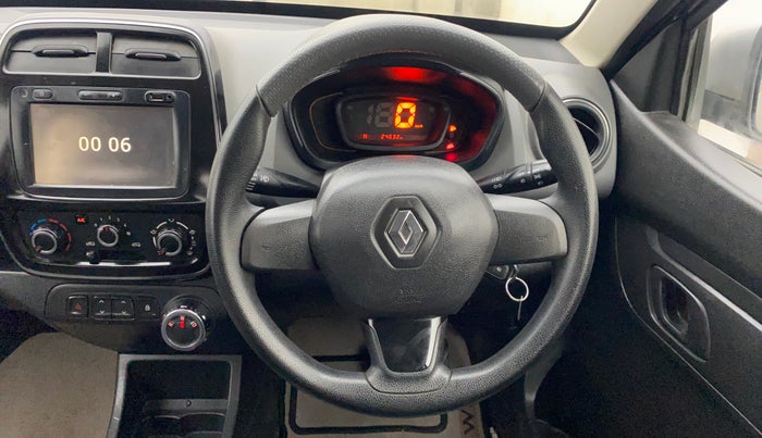 2017 Renault Kwid RXT 1.0 AMT, Petrol, Automatic, 24,632 km, Steering Wheel Close Up