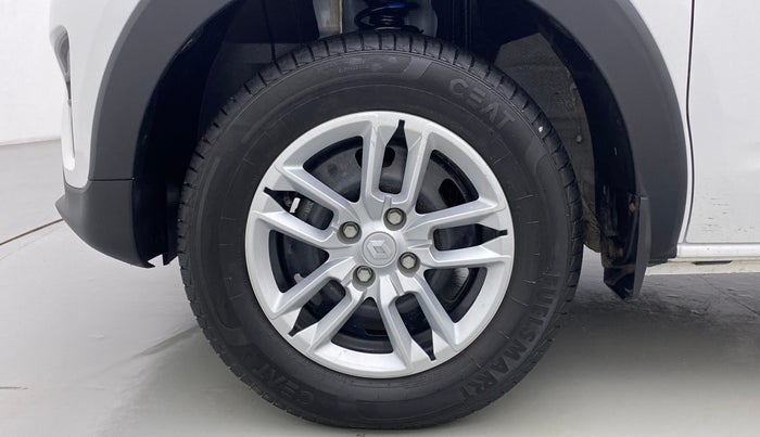 2022 Renault TRIBER 1.0 RXL PETROL, Petrol, Manual, 2,216 km, Left Front Wheel