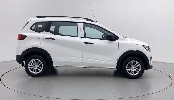 2022 Renault TRIBER 1.0 RXL PETROL, Petrol, Manual, 2,216 km, Right Side View