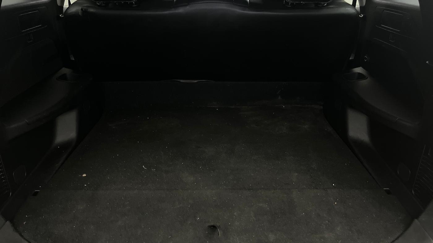 2023 Mahindra XUV700 AX 5 P AT 5 STR, Petrol, Automatic, 11,182 km, Boot Inside