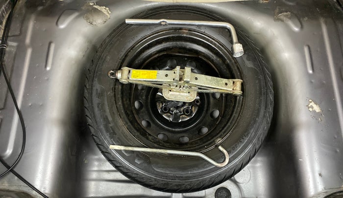 2012 Hyundai Eon MAGNA O, Petrol, Manual, 52,122 km, Spare Tyre