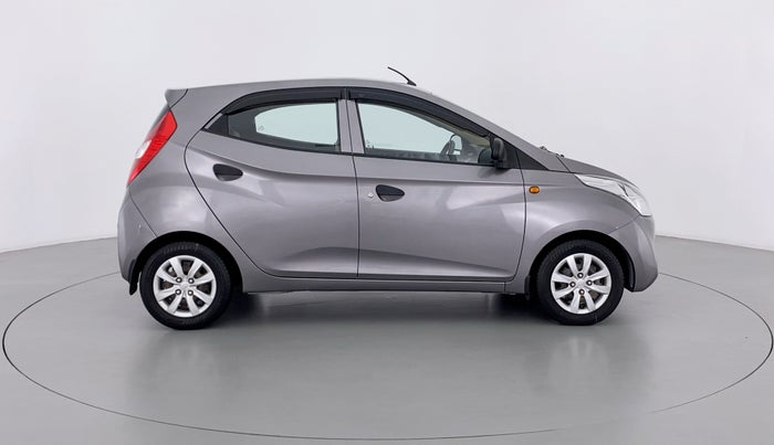 2012 Hyundai Eon MAGNA O, Petrol, Manual, 52,122 km, Right Side View