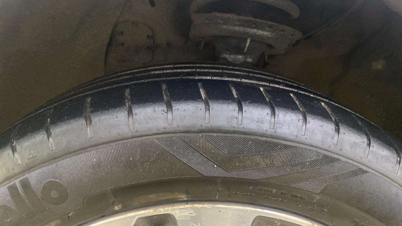 2016 Hyundai Elite i20 ASTA 1.2, Petrol, Manual, 68,156 km, Left Front Tyre Tread