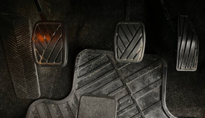 2021 Toyota Glanza G, Petrol, Manual, 32,559 km, Pedals