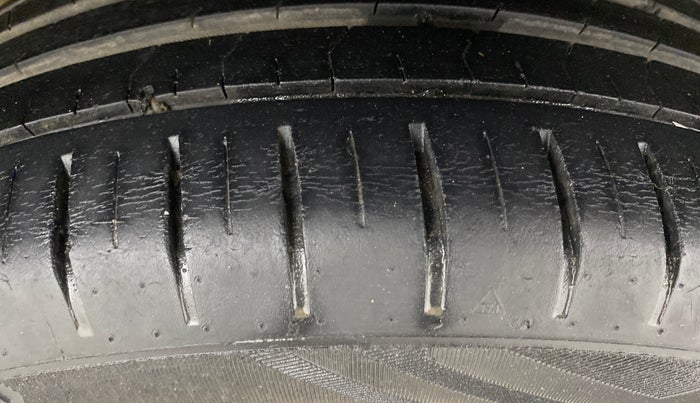 2021 Toyota Glanza G, Petrol, Manual, 32,559 km, Left Rear Tyre Tread