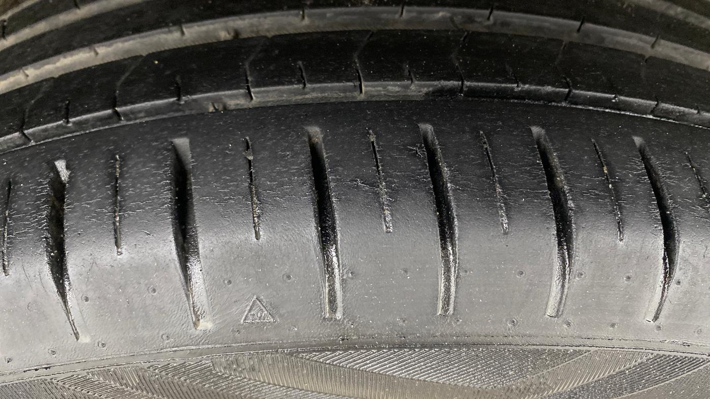 2021 Toyota Glanza G, Petrol, Manual, 32,559 km, Right Rear Tyre Tread