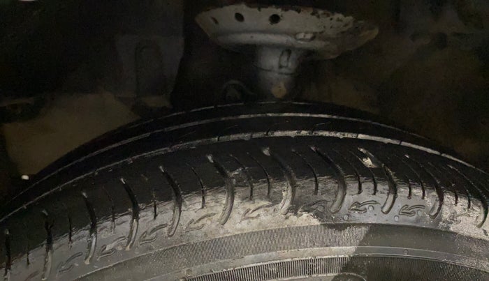 2016 Honda Jazz 1.2L I-VTEC SV, Petrol, Manual, 67,400 km, Left Front Tyre Tread