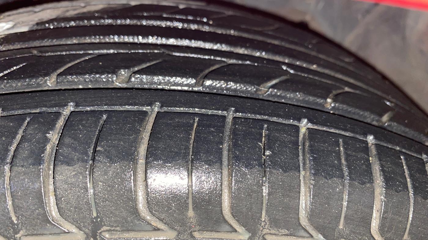 2016 Ford Figo Aspire TITANIUM1.5 DIESEL, Diesel, Manual, 94,179 km, Right Front Tyre Tread