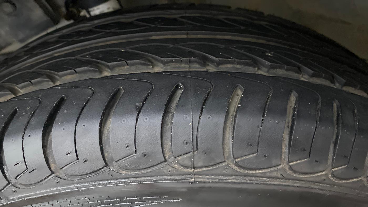 2019 Honda Amaze 1.2 EMT I VTEC, Petrol, Manual, 31,206 km, Left Front Tyre Tread