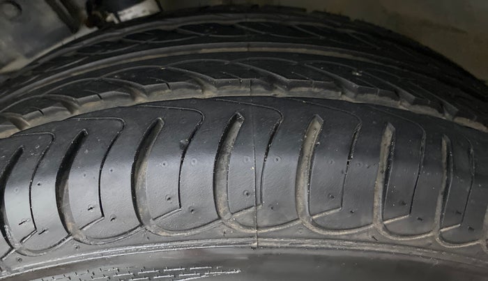 2019 Honda Amaze 1.2 EMT I VTEC, Petrol, Manual, 31,206 km, Left Front Tyre Tread