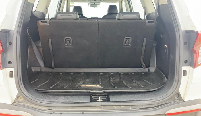 2023 KIA CARENS PRESTIGE PLUS 1.5 IMT DIESEL 7 STR, Diesel, Manual, 15,169 km, Boot Inside