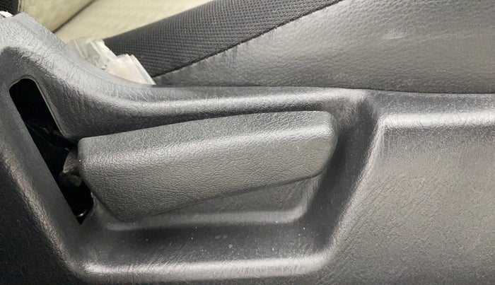 2021 Maruti Alto LXI, Petrol, Manual, 6,835 km, Driver Side Adjustment Panel