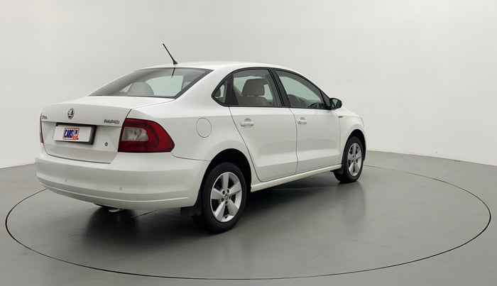 2016 Skoda Rapid STYLE 1.5 TDI AT, Diesel, Automatic, 1,14,346 km, Right Back Diagonal