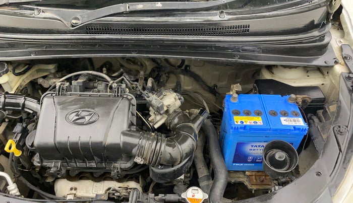 2013 Hyundai i10 MAGNA 1.1, Petrol, Manual, 1,02,588 km, Engine View - Left